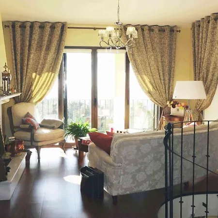 New! - Stunning Location 빌라 미하스