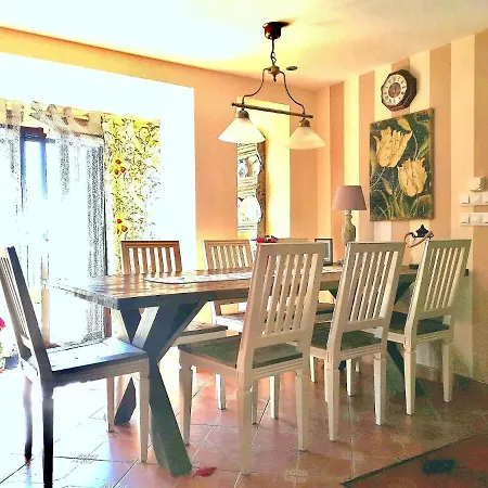 Villa New! - Stunning Location